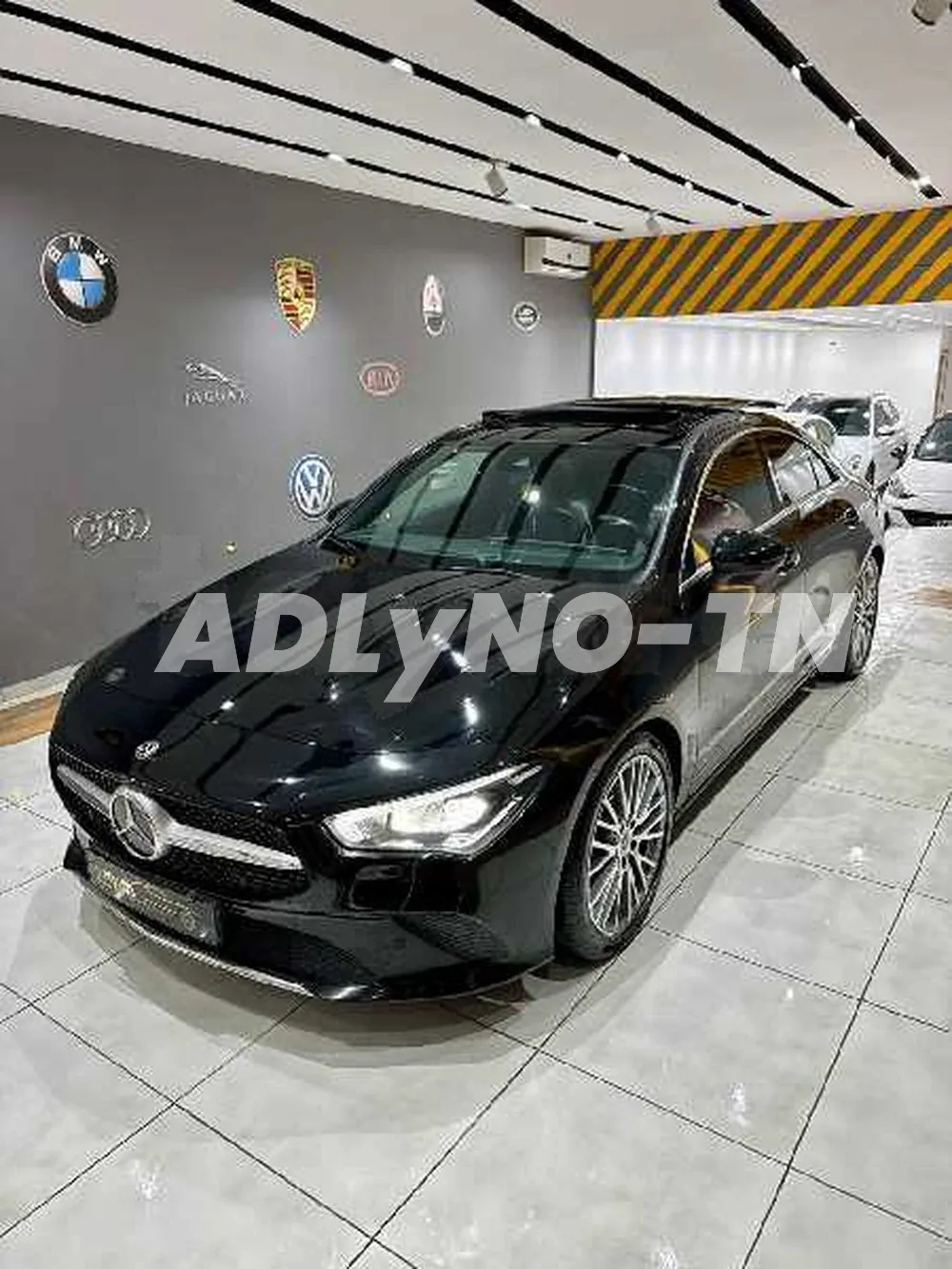 ? Mercedes-Benz Classe CLA 180d Pack AMG importée Fin Serie Tn245 Full option ? à Nabeul - Photo 4