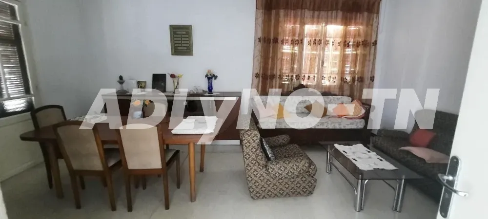 À vendre : Belle villa R+2 avec appartement mitoyen et garage à Tunis - Photo 7