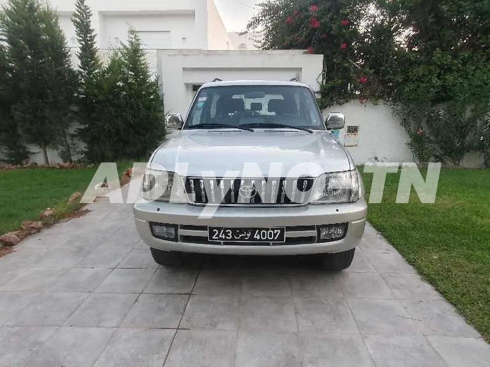 à vendre toyota Brado 4x4 à Nabeul - Photo 1