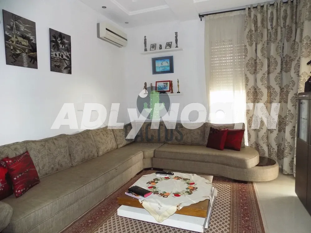 À vendre Villa de 500m² sur un Terrain de 436m² avec deux appartements à Nabeul à Nabeul - Photo 1