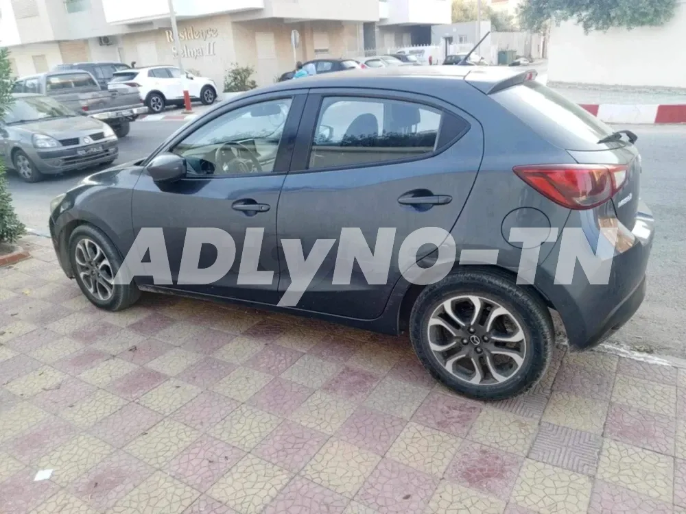 A Vendre Mazda 2 à sousse - Photo 3
