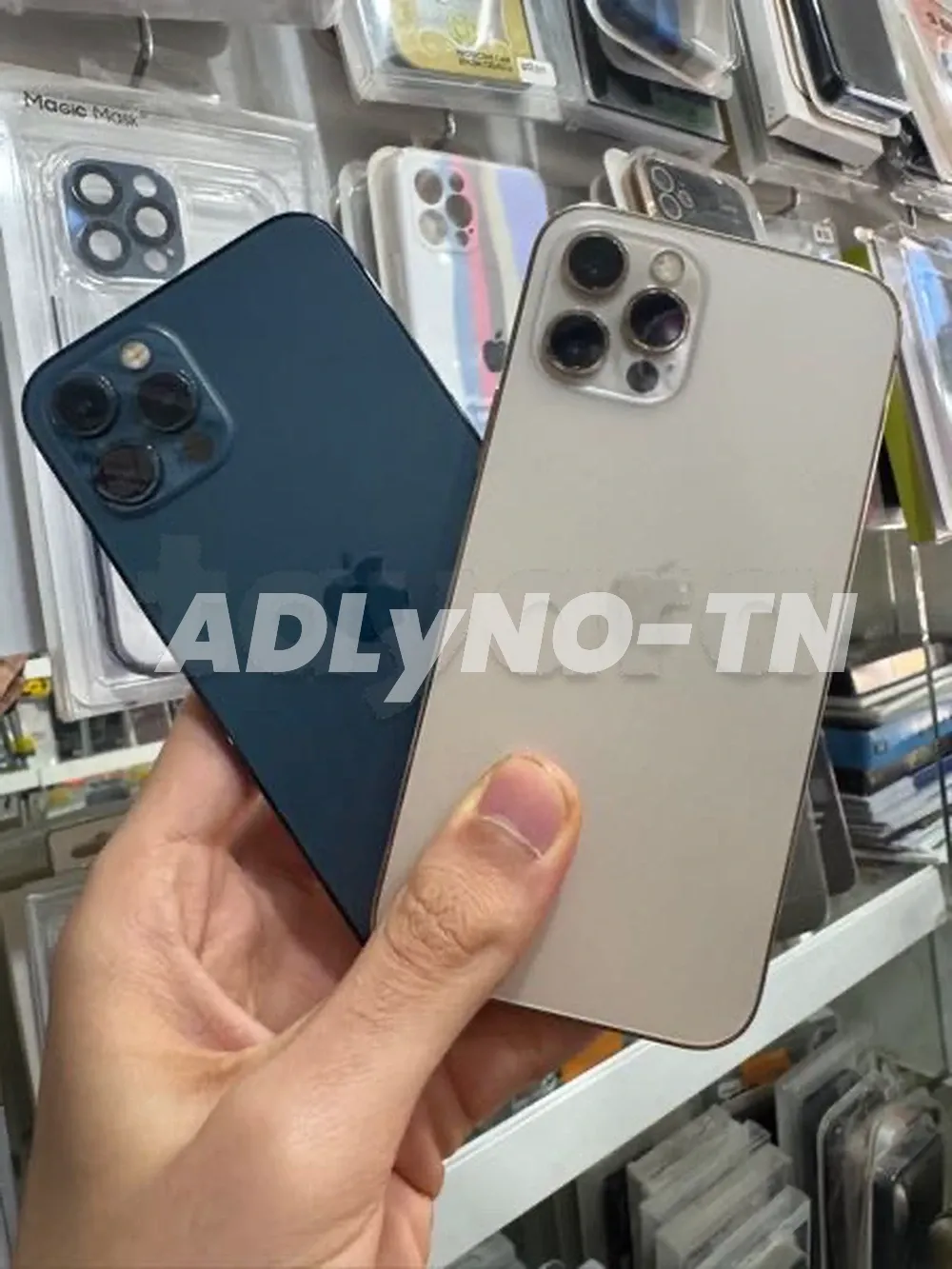 iPhone 12 Pro 128G Gold et bleu état neuf jamais réparé aucun défaut tt en marche avec facture garantie batterie Gold 80 à 1380 bleu 84% à 1400d page fb Dream Phone Marsa tel 20172643 à Tunis - Photo 3