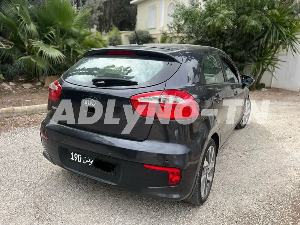 avendre kia rio coupée à Ariana - Photo 7