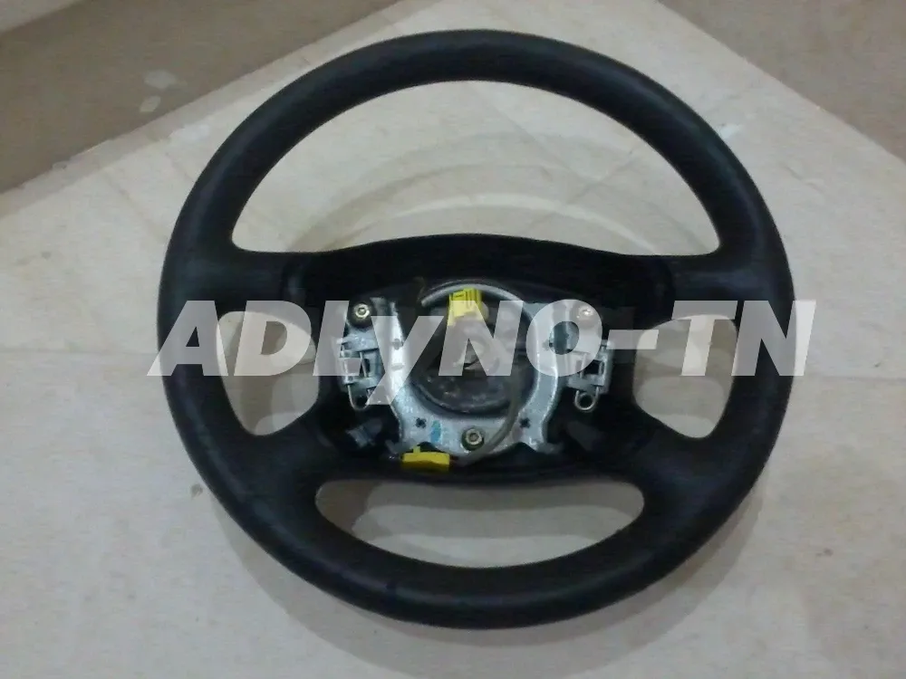 VOLANT +PORTE GOLF 4 à Sfax - Photo 2