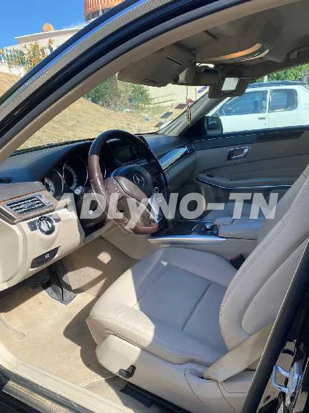 Mercedes classe E180 à Ariana - Photo 3