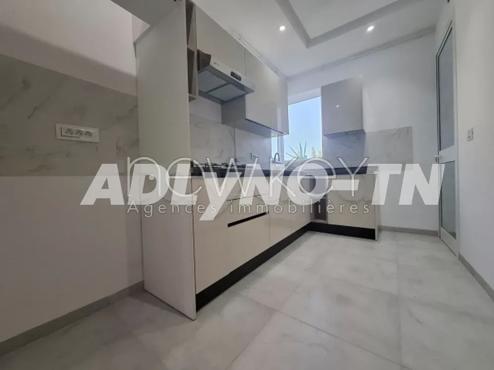Un Appartement S+2 Neuf à louer à La Soukra à Ariana - Photo 2