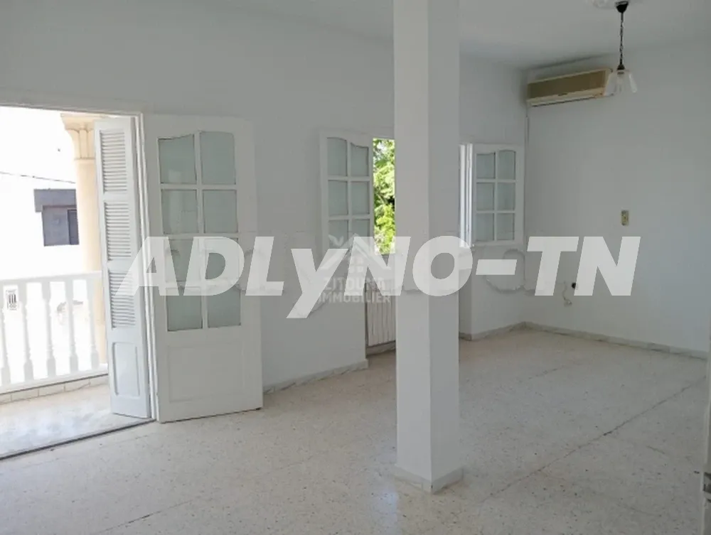 A louer une villa avec jardin à la Marsa à Tunis - Photo 13