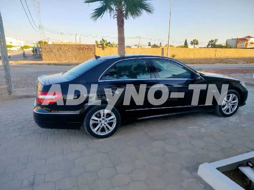 Mercedes E 220 CDI à Sfax - Photo 5