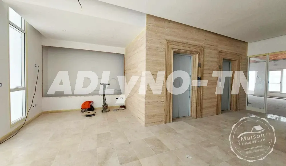 A louer immeuble neuf 2155 m² au Lac 3 à Tunis - Photo 5
