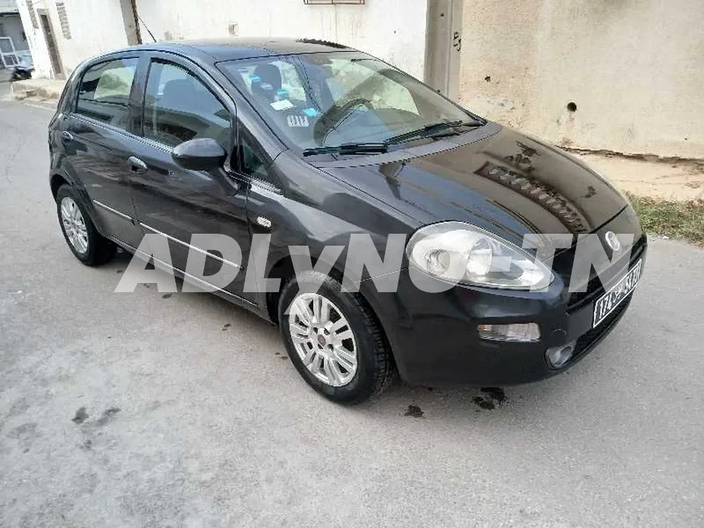 FIAT GRANDE PUNTO ISI ESSENCE à gabes - Photo 2