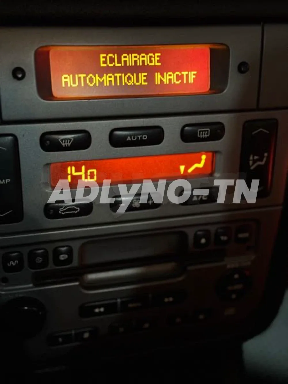 406 hdi 2litre toute option etat neuf à Kasserine - Photo 7