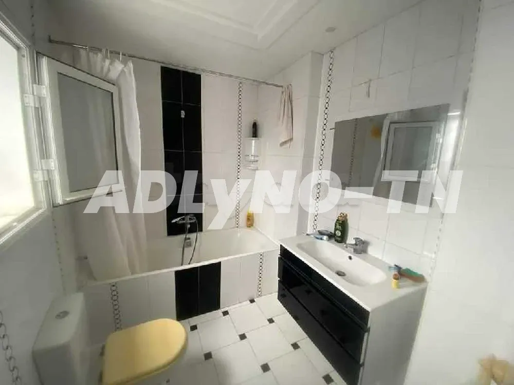 a louer rez-de-chaussée de villa s+4 meuble a France ville Omrane à Tunis - Photo 5