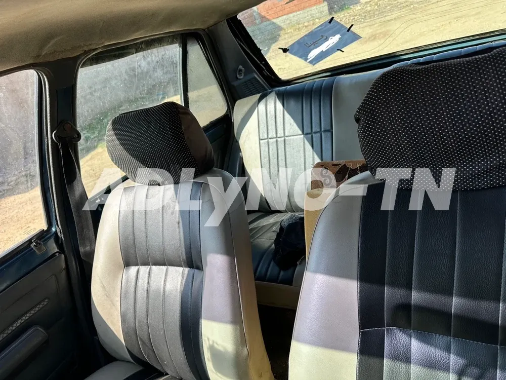 Peugeot 205 à Manouba - Photo 4