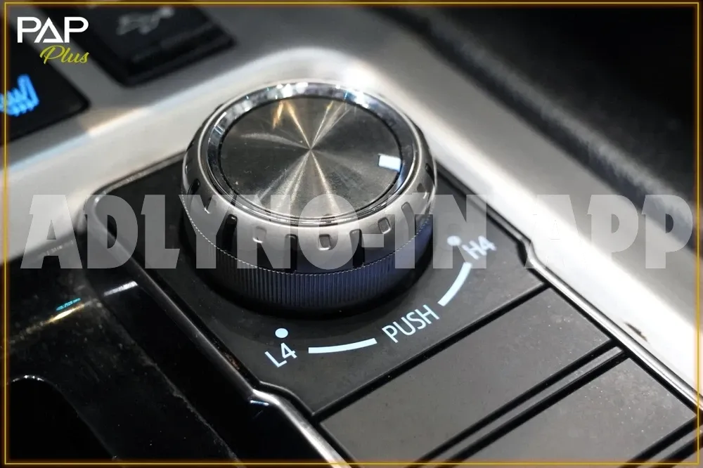 ▶ TOYOTA LAND CRUISER LC 200 ◀ à Tunis - Photo 6