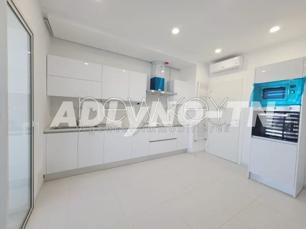  A LOUER S+2 – JARDINS EL AOUINA – TEL 56306032 – FB.5180 