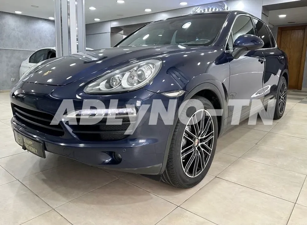 ?? Porsche Cayenne S V8 ?✨ à Ariana - Photo 1