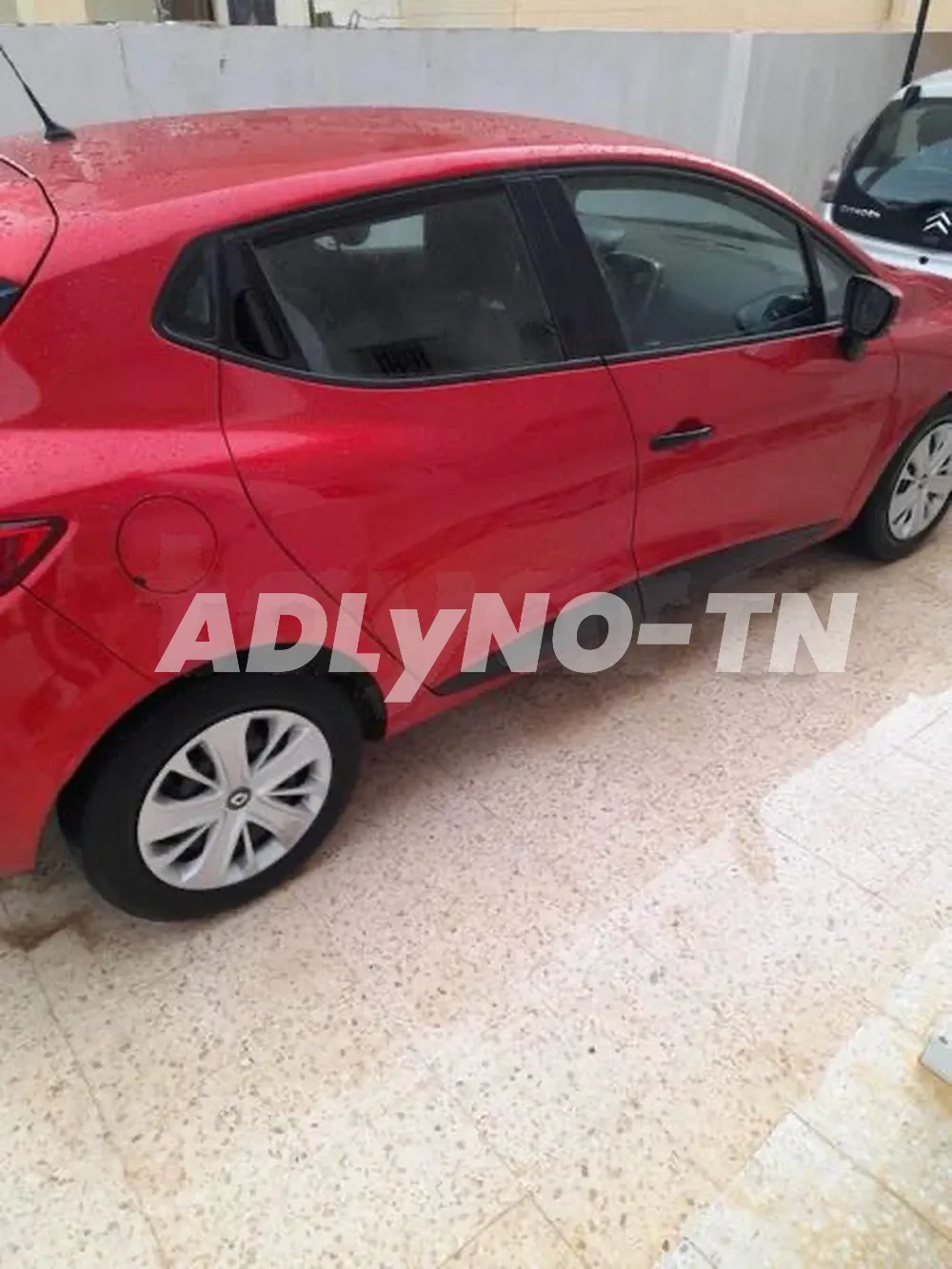clio dynamic 1ere main tel 23254658 à Sfax - Photo 3