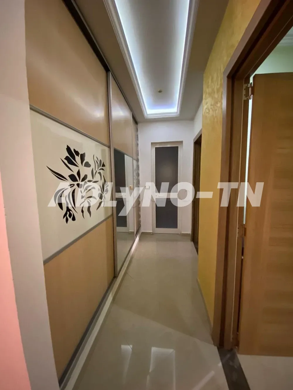 A vendre une villa RDC s+3 à nouvelle médina prés hôpital yassminette à Ben Arous - Photo 4