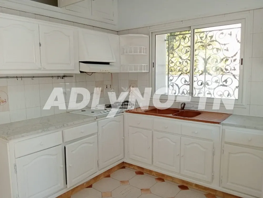 A louer une villa avec jardin à la Marsa à Tunis - Photo 6