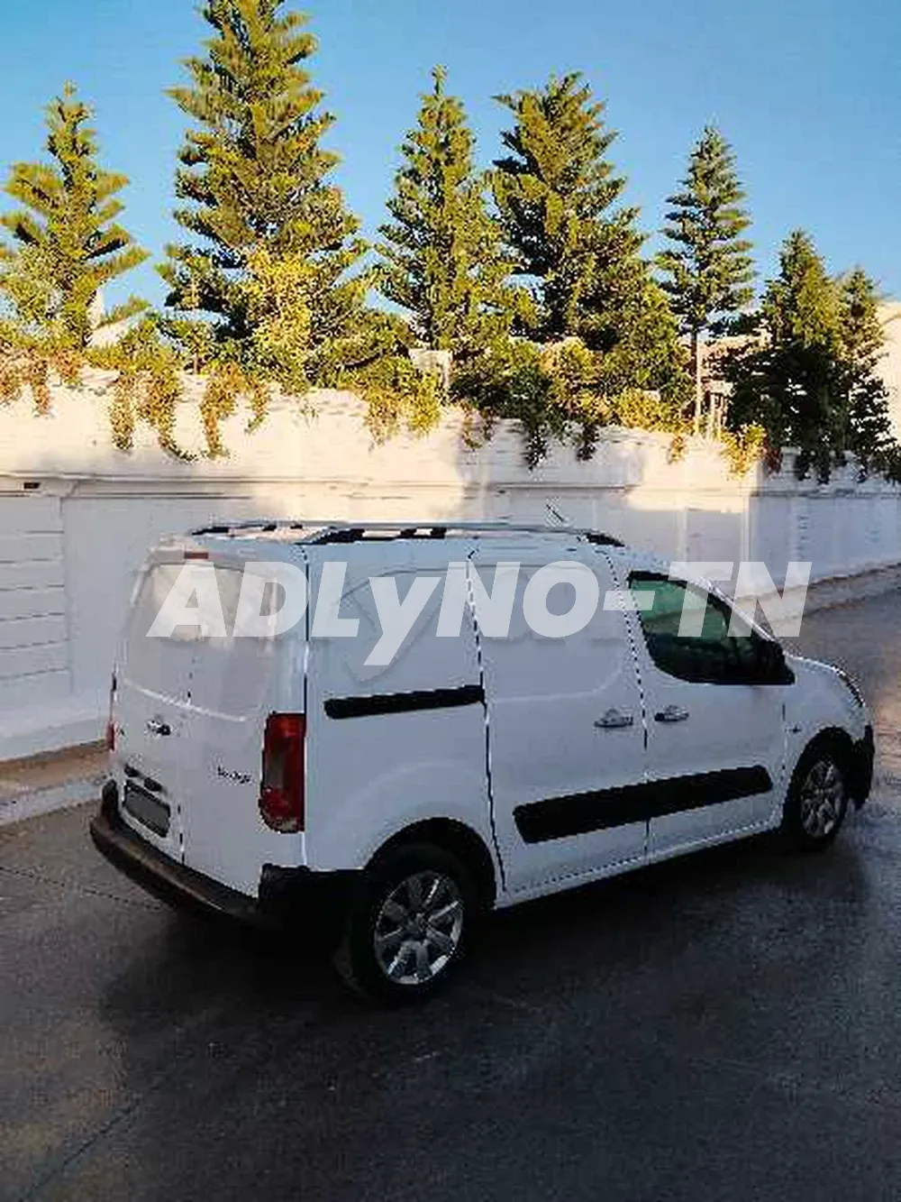 Mahindra KUV 100 Essence 2020
