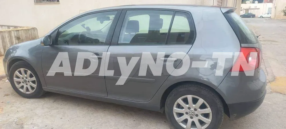 Golf 5 tdi 1.9 importé à Ben Arous - Photo 4