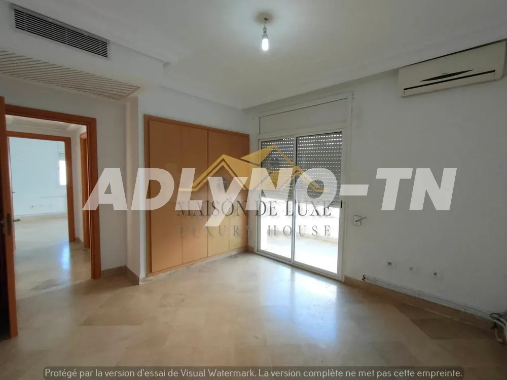 Duplex S+4 de 203m² avec Cellier et ppkg à Ennasr 2 à Ariana - Photo 6