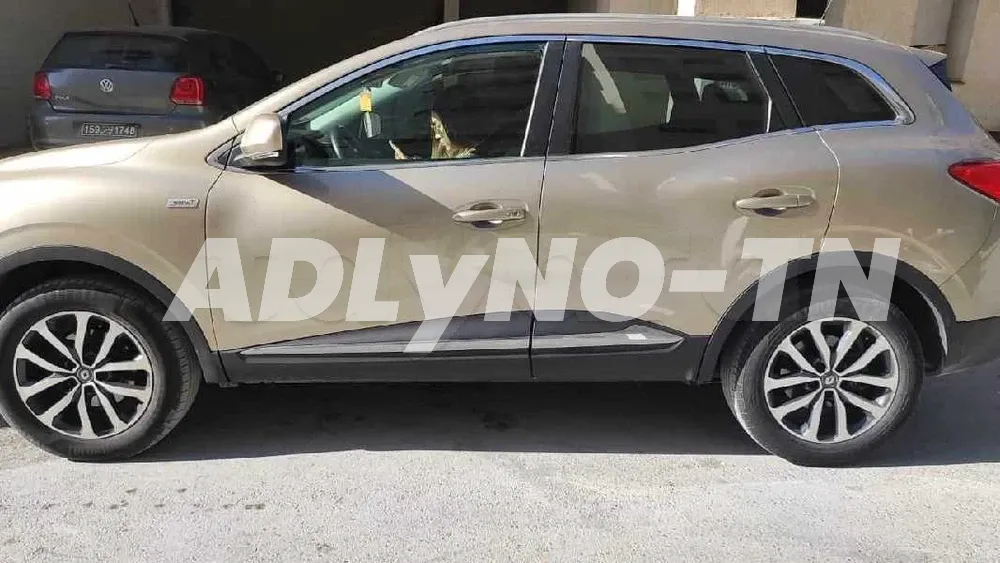 A vendre excellente SUV Renault KADJAR Diesel, 1.5DCI-fin 2018, importee en Novembre 2023, etat neuf. à Ariana - Photo 2