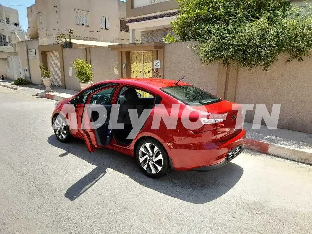kia Rio 1er main à Ariana - Photo 7
