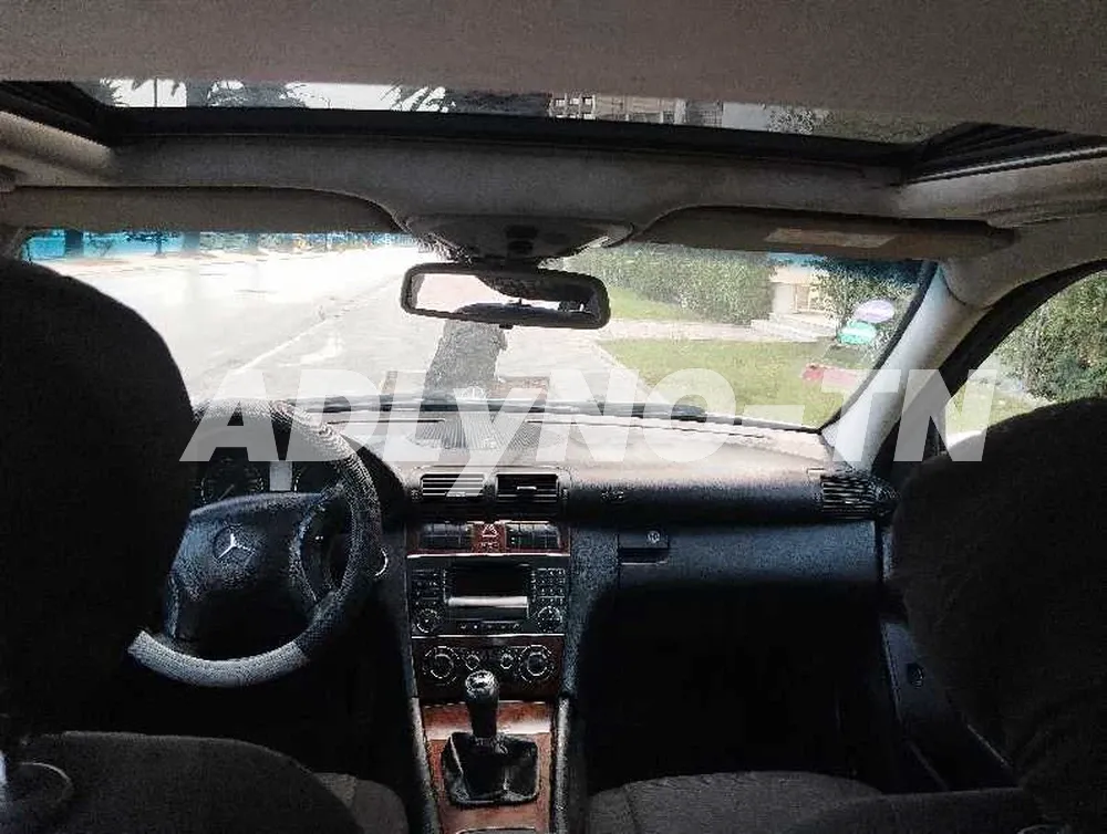 Mercedes E220cdi à Tunis - Photo 7