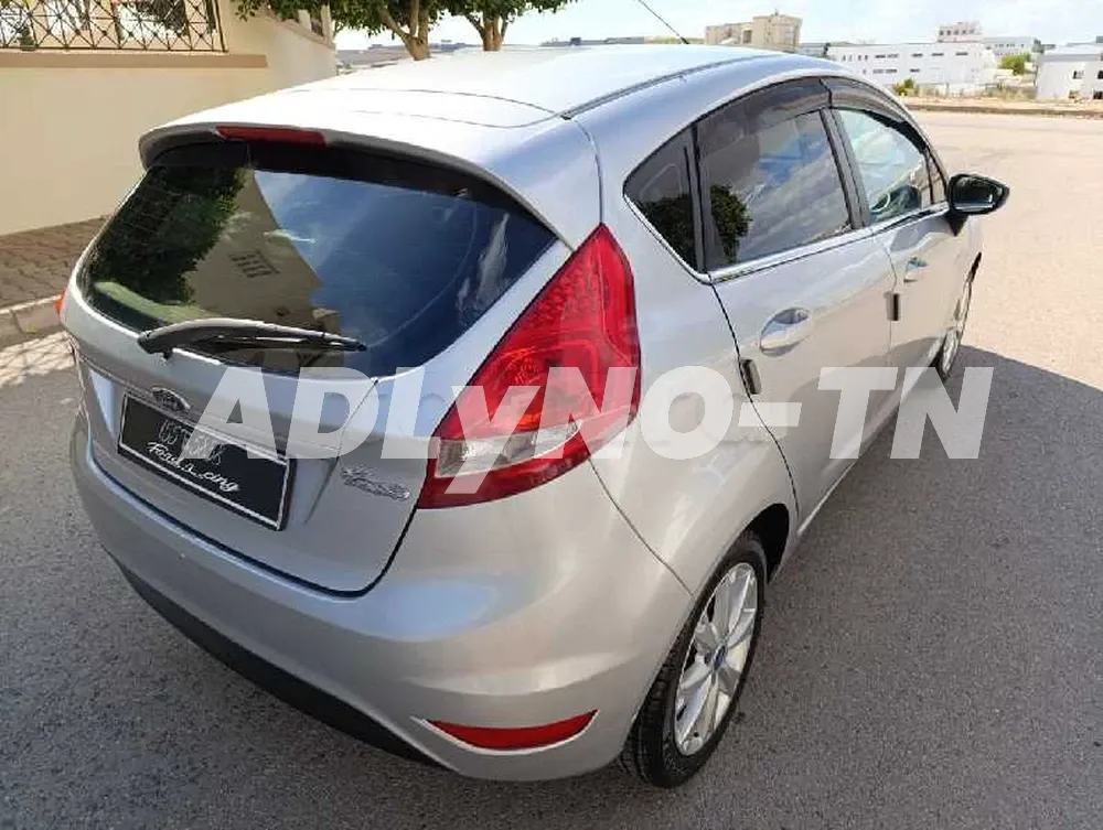 Ford fiesta titanum à Manouba - Photo 3