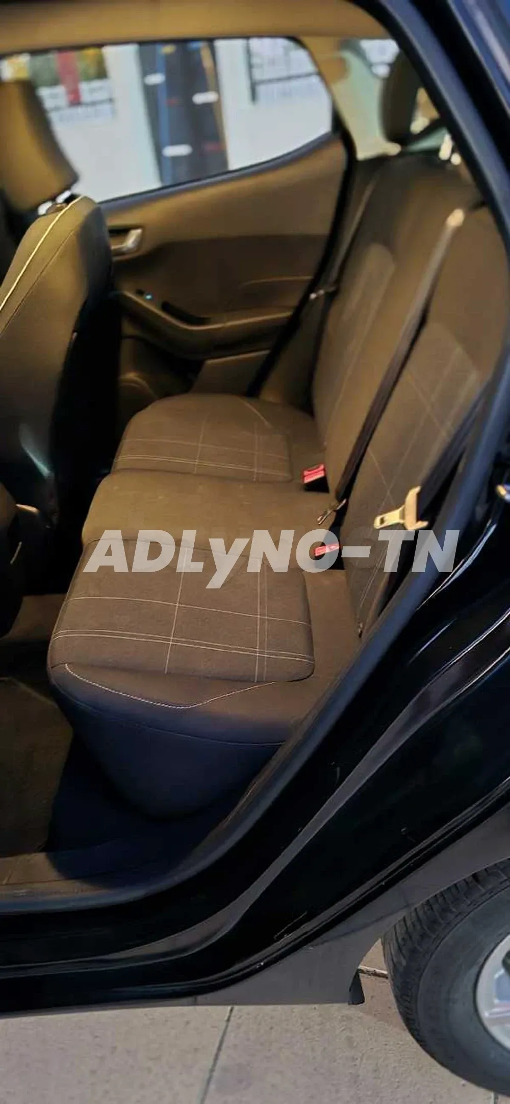 Ford fiesta titanium premier main TÉL 50.598.507 à Manouba - Photo 6
