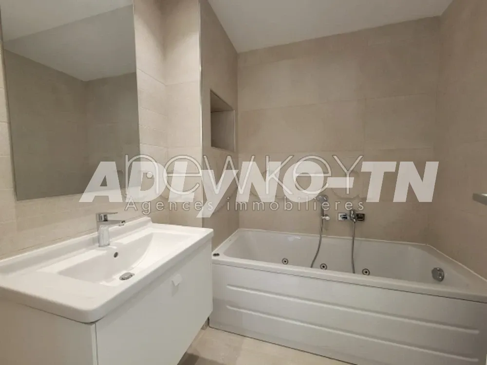 Un Appartement S+3 à vendre à La Soukra à Ariana - Photo 4