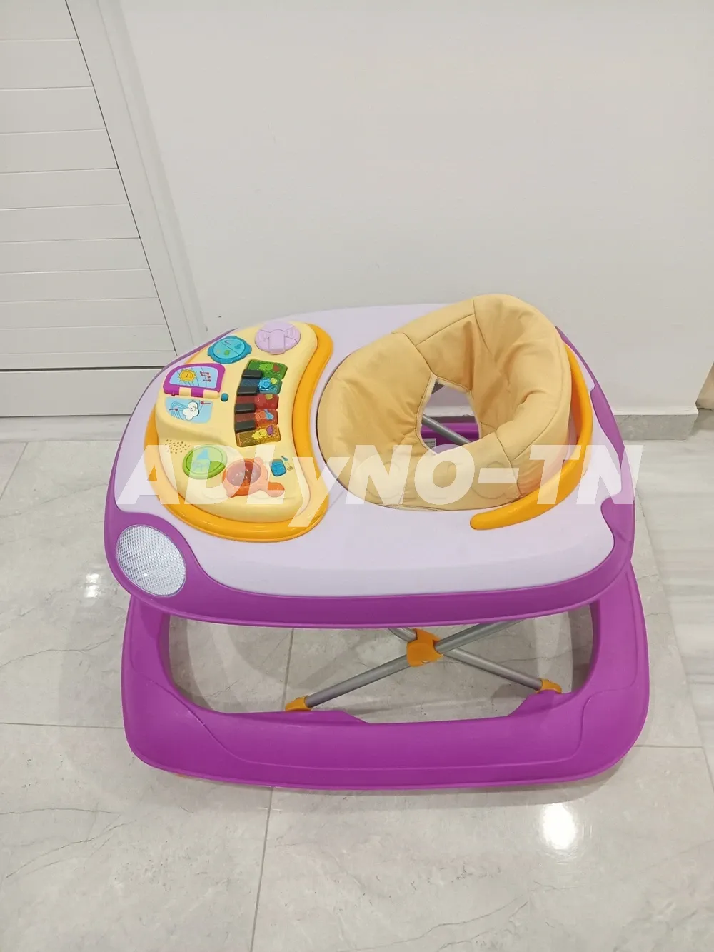 trorteur chicco importe comme neuf musical à Tunis - Photo 1