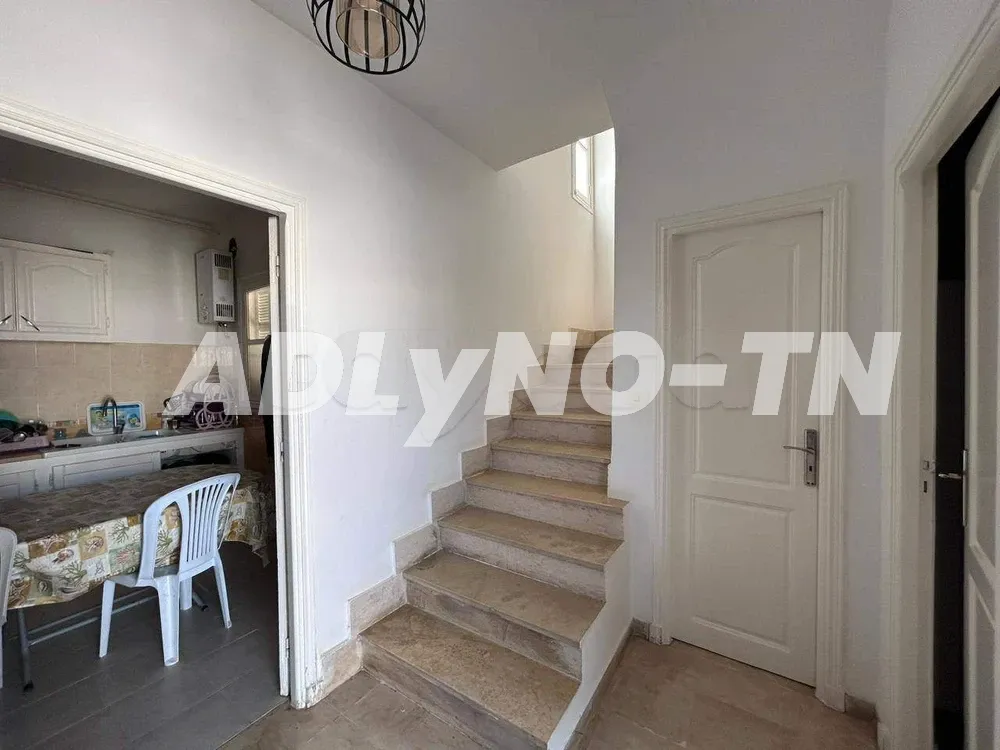 DUPLEX de 207m² à Cité sahafa à Ariana - Photo 2