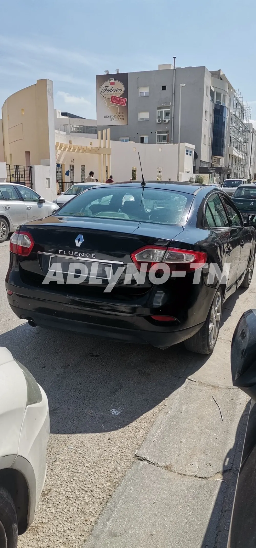 Occasion à ne pas rater Renault Fluence en très bonne état à Tunis - Photo 2