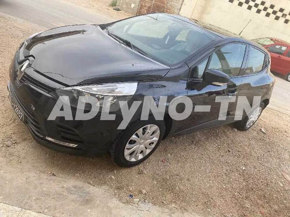 clio 4 1ere main 4 cylindre à Sfax - Photo 1