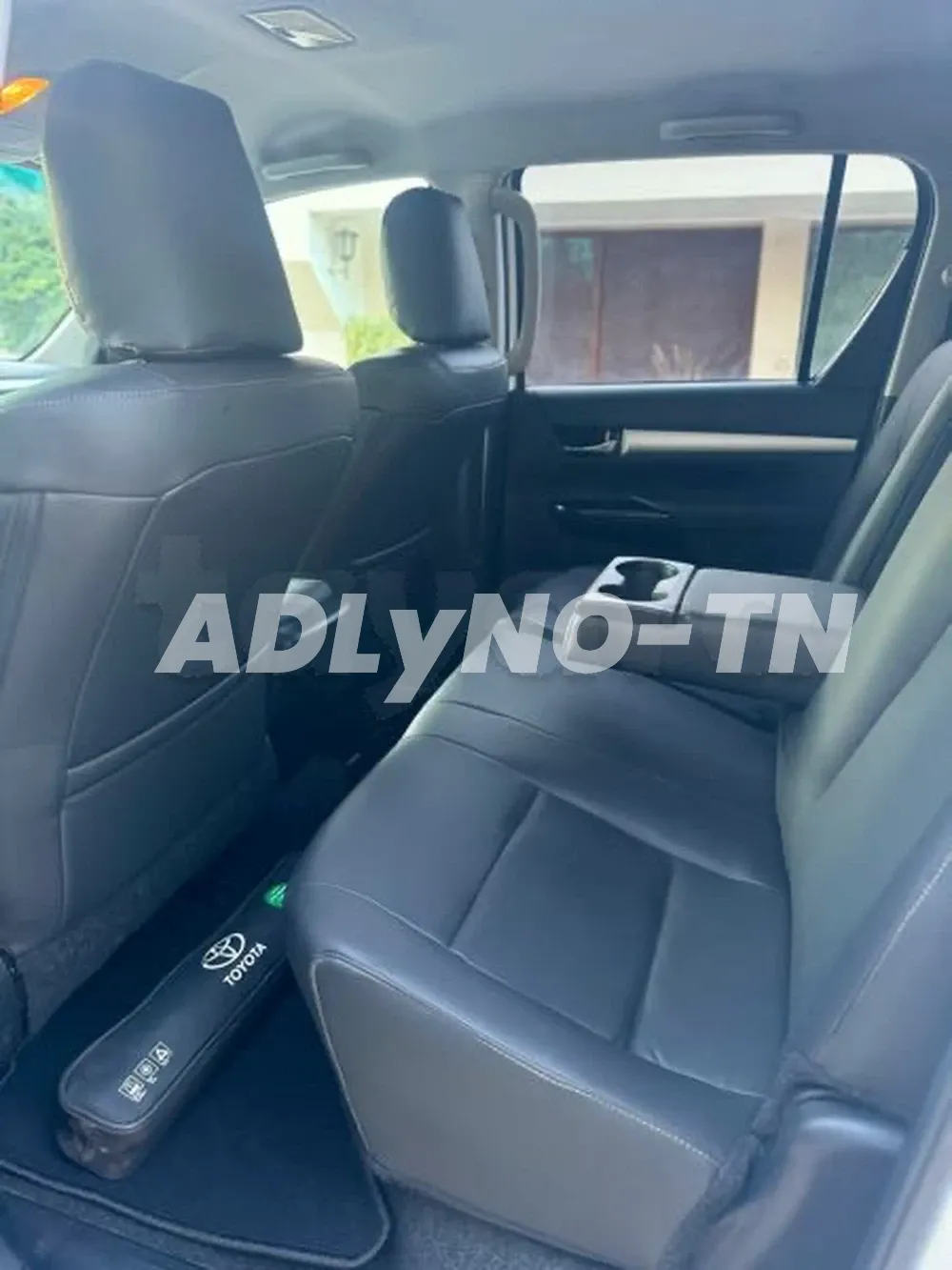 Toyota HILUX importée BVA à Ariana - Photo 5