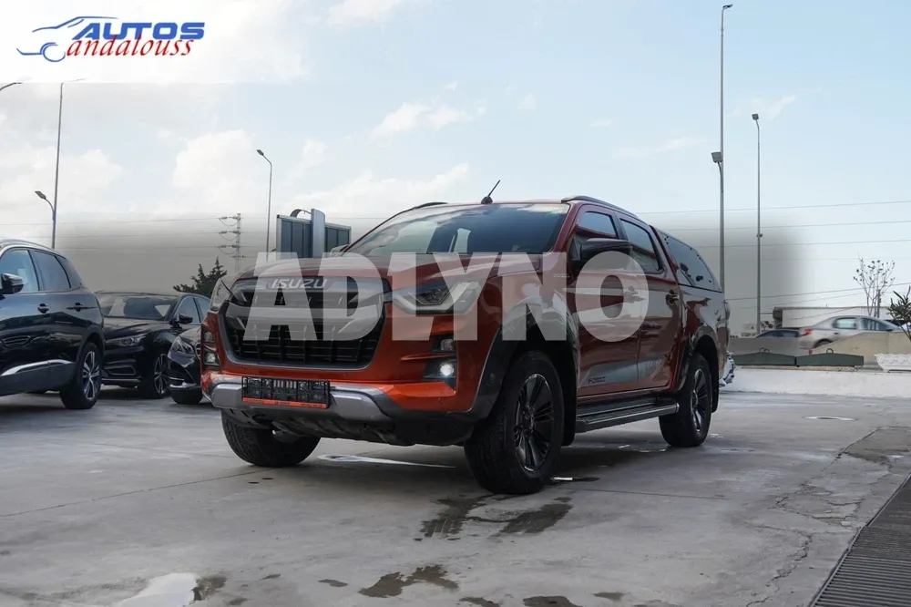 Isuzu Dmax V-Cross à Ariana - Photo 1