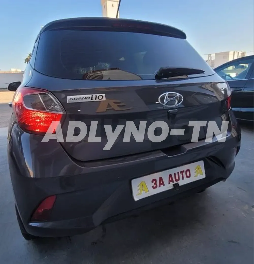 HYUNDAI I10 BVA à Sfax - Photo 8