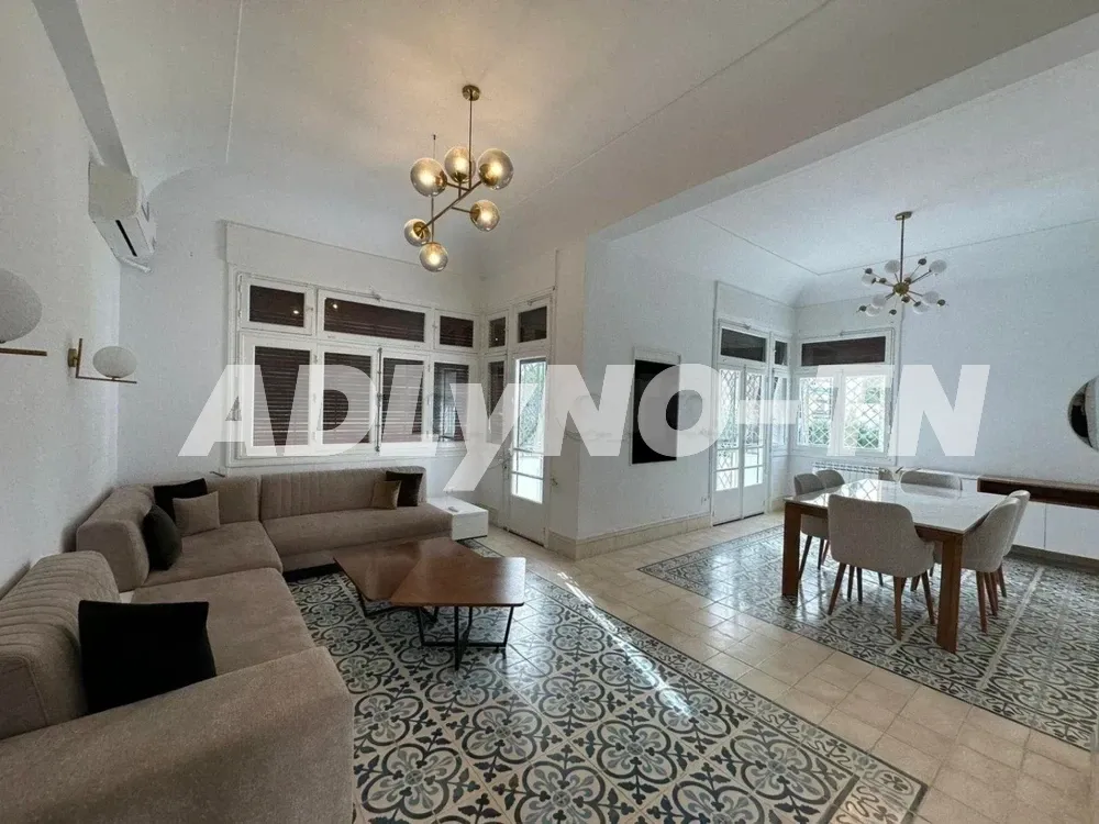 Villa plain-pied semi meublée avec un grand jardin à Mutuelleville à Tunis - Photo 6