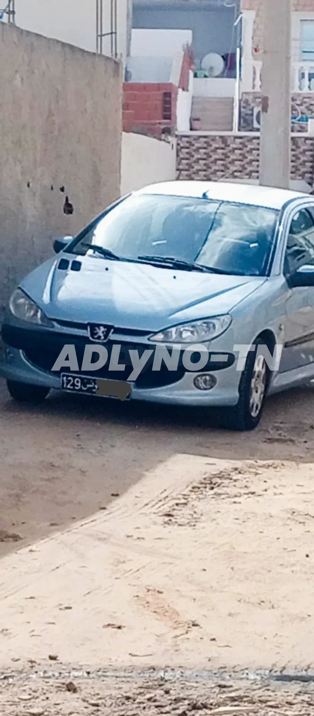 Peugeot 206 Sedan à Sfax - Photo 3