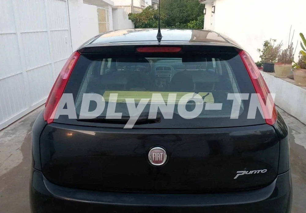 Grandi Punto (1.2 / 5cv / 4 cylindres) à sousse - Photo 4