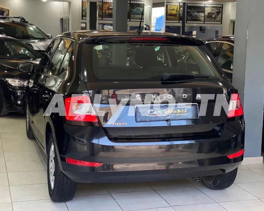 2020 SKODA FABIA à Tunis - Photo 4