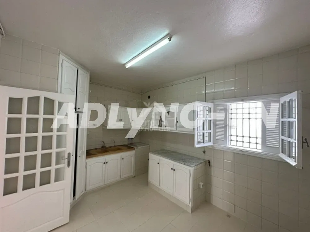 A Vendre une villa à EL Mourouj 4 à Ben Arous - Photo 4