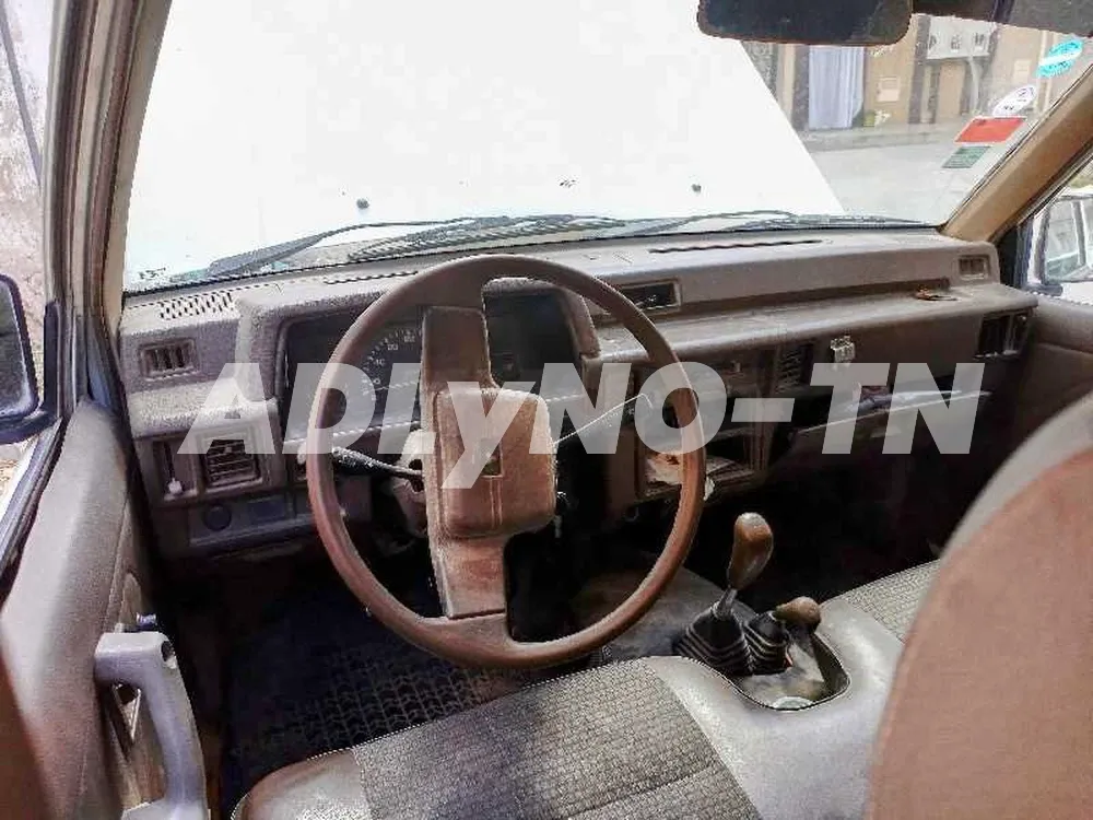 Mitsubishi L200 ancien à Gafsa - Photo 5