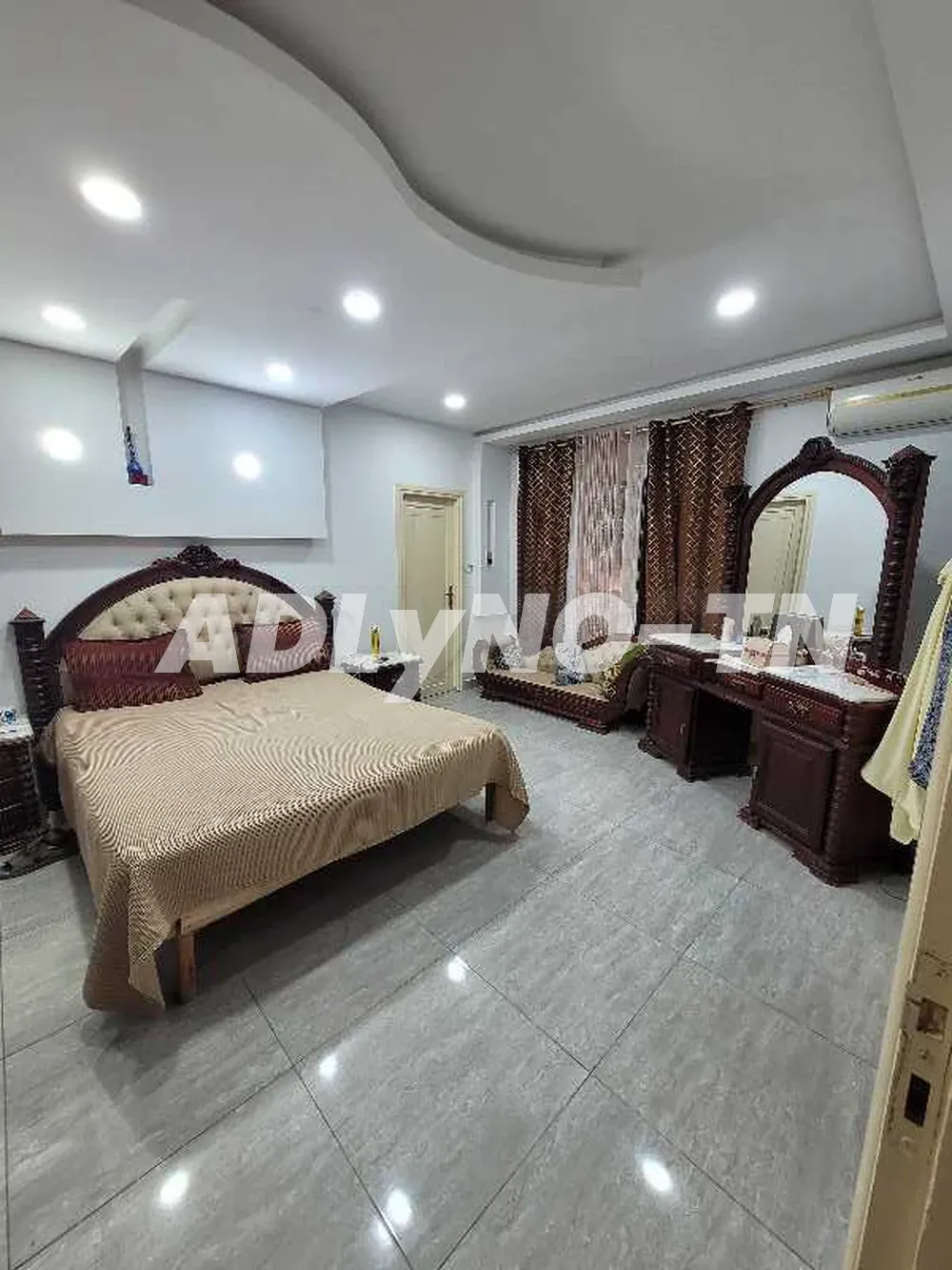 منزل للبيع + appartement في حي شاكر برج الطويل بجانب المدرسة الخاصة سقراط 25359580 58523146 à Ariana - Photo 6