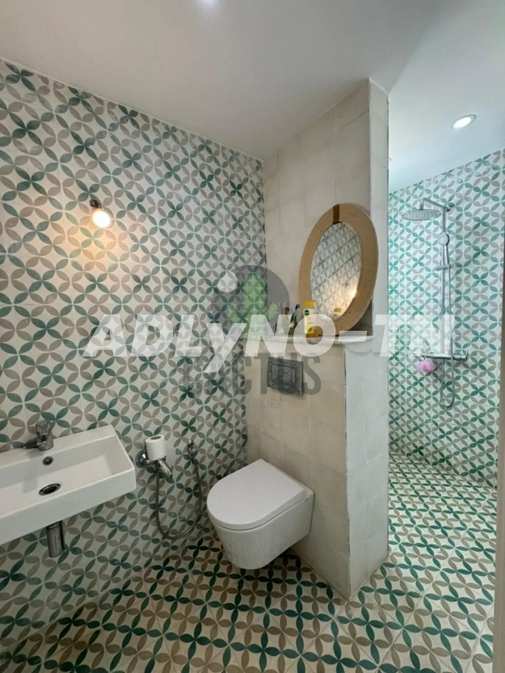 À vendre : Villa de style arabesque à Korba, Nabeul. à Nabeul - Photo 10