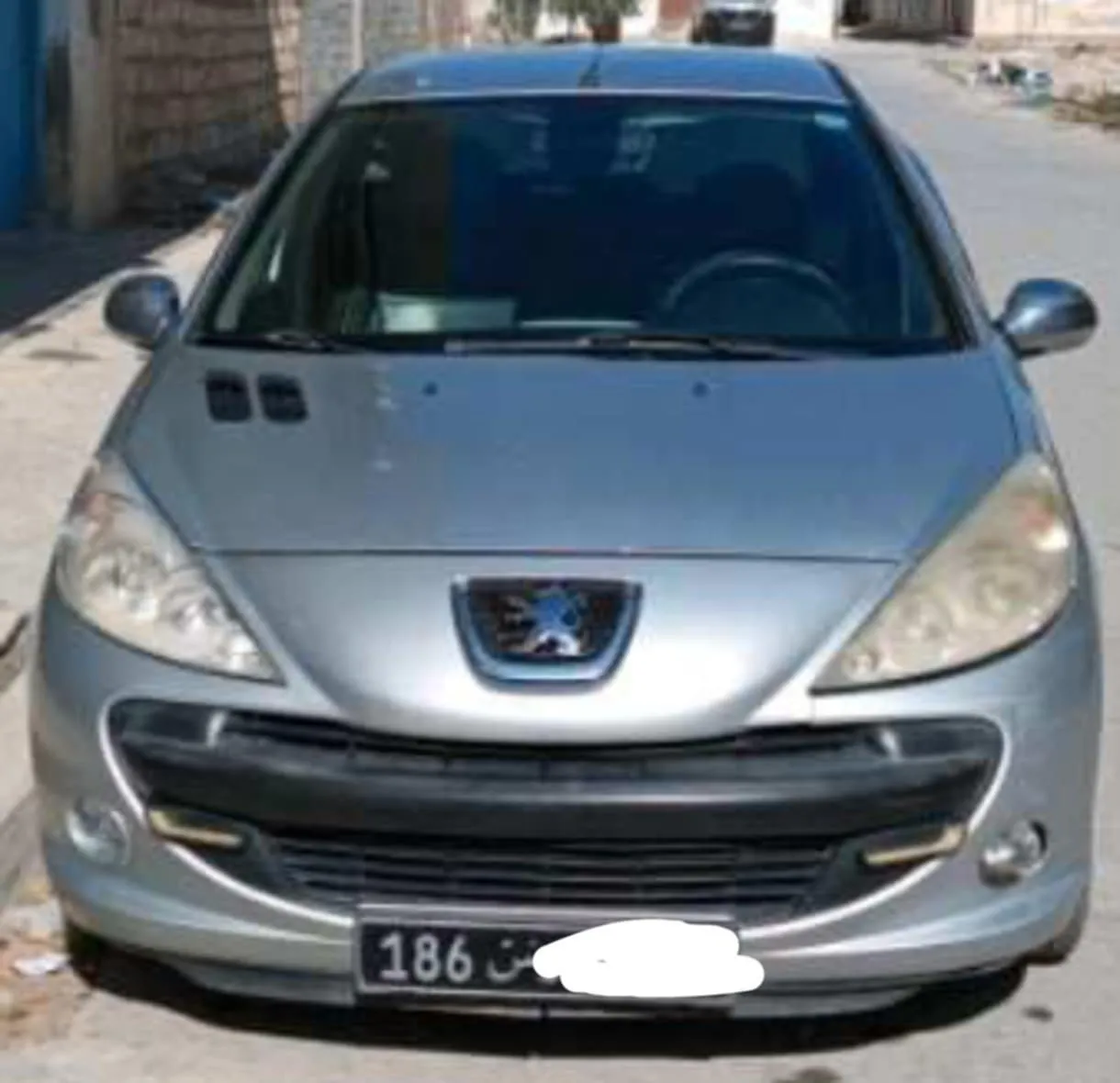 206 + Voiture montage européenne à Nabeul - Photo 4