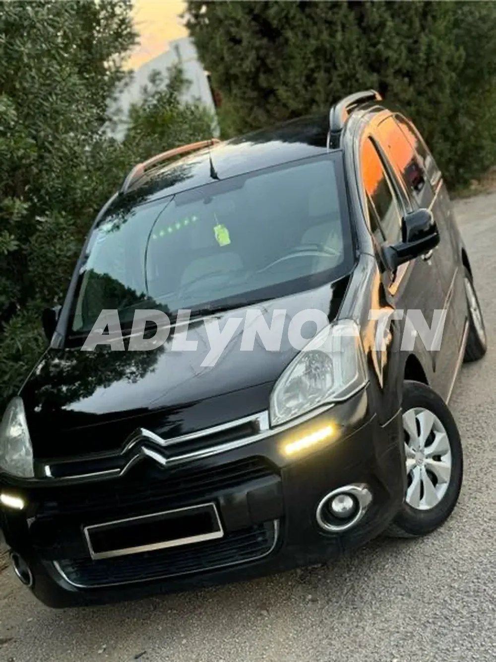 CITROEN BERLINGO multispace ??b9 5 place ?? model 2014⛽️diesel EHDI ☎️29507105 à Monastir - Photo 2
