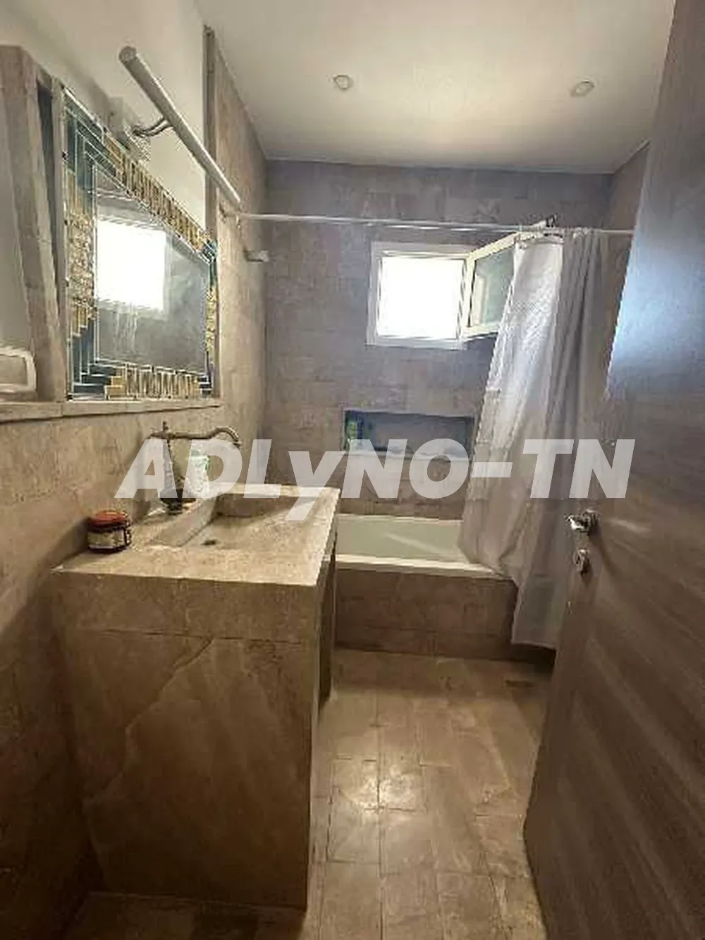jolie duplex avec piscine à Tunis - Photo 4